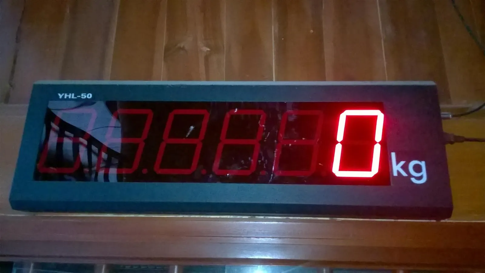 bang-led-can-o-to-dien-tu-DPM5-gia-re