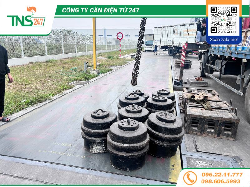 cach-hieu-chuan-can-o-to-dien-tu-100-tan-don-gian-chinh-xac