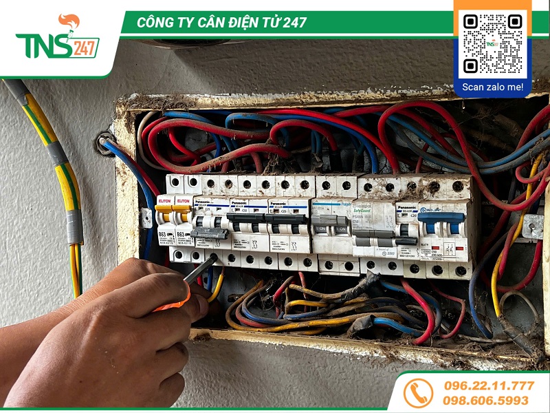thiet-bi-cat-set-lan-truyen-duong-nguon-1-2-3-pha-gia-bao-nhieu