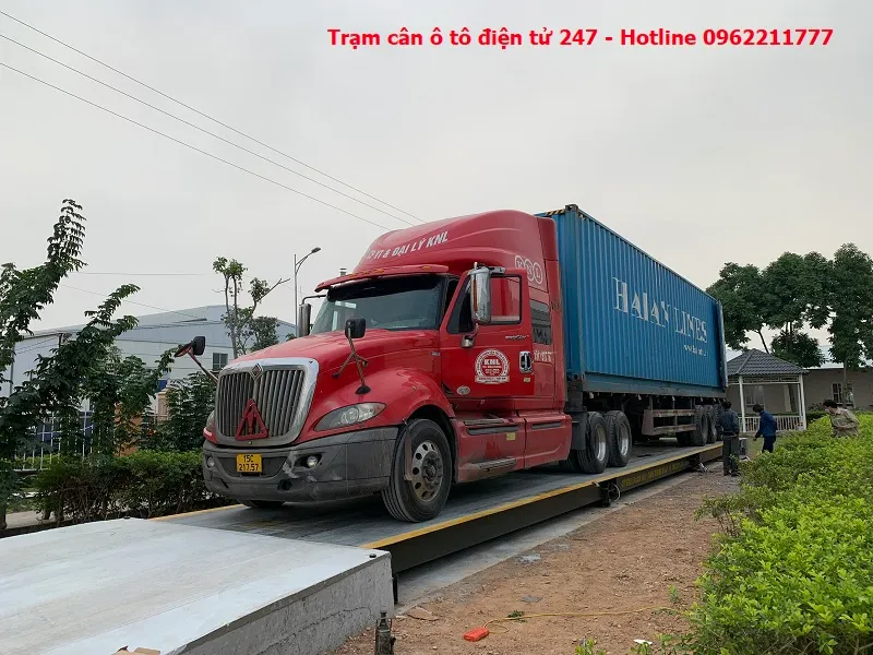 tram-can-o-to-dien-tu-40-60-80-100-120-tan-gia-bao-nhieu