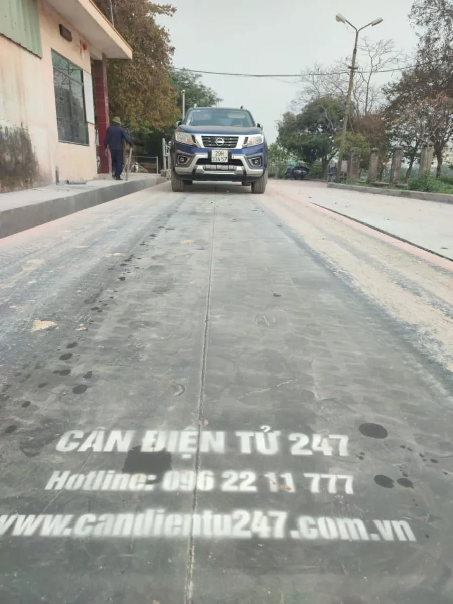 tram-can-dien-tu-120-tan-gia-bao-nhieu
